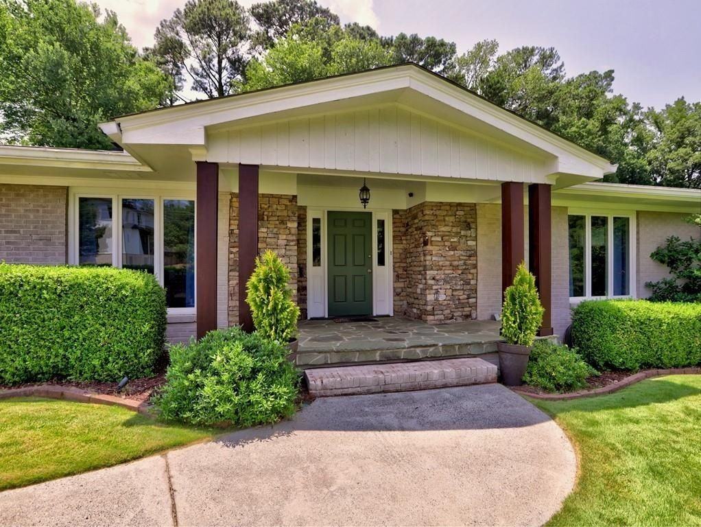 715 Glenforest Rd - Photo 2 of 23