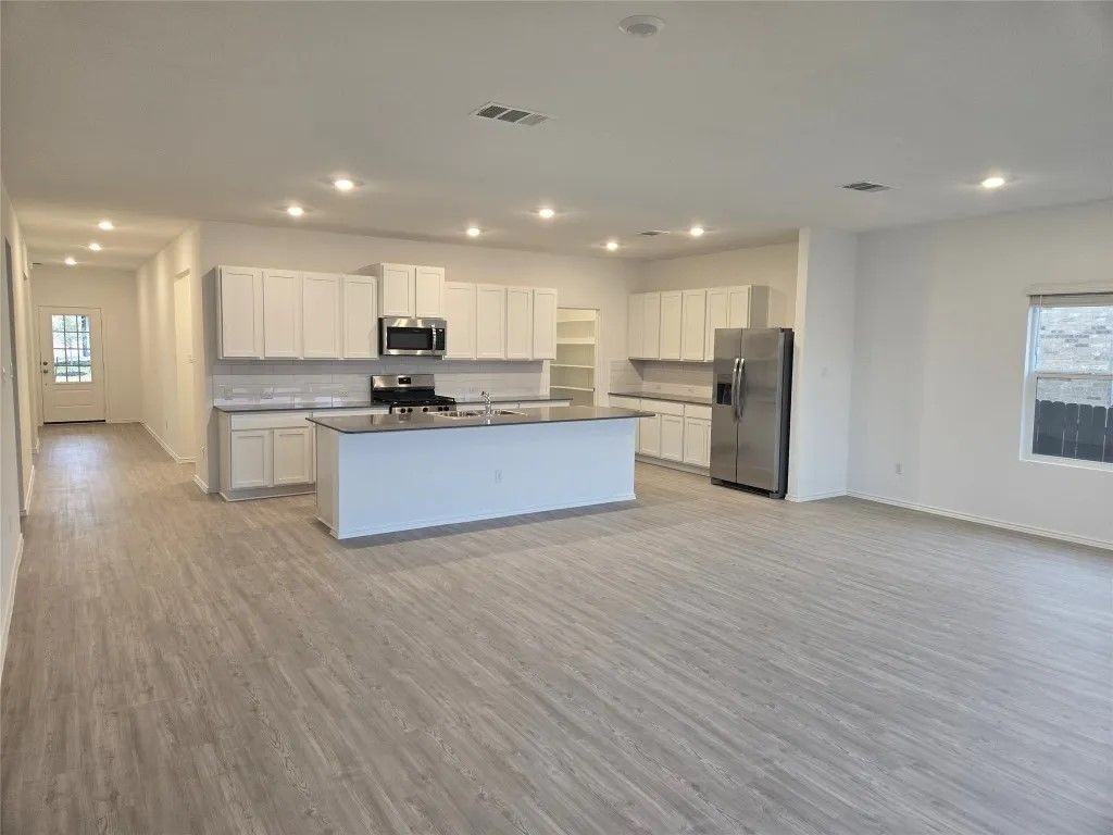 1816 Boggy Creek Ranch Rd