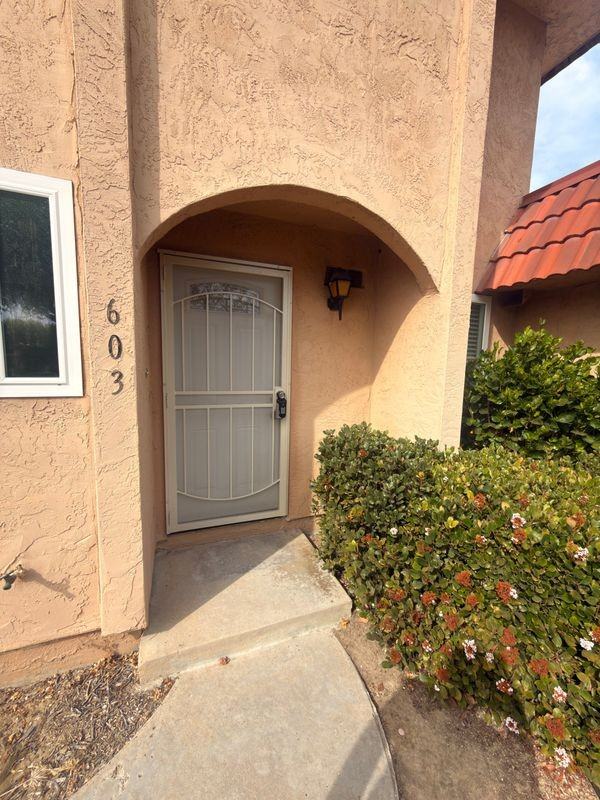 603 Beverly Pl - Photo 2 of 5