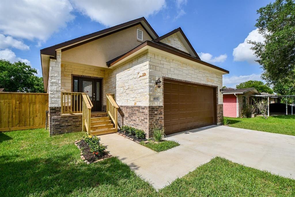 4202 Dacca Dr - Photo 2 of 42