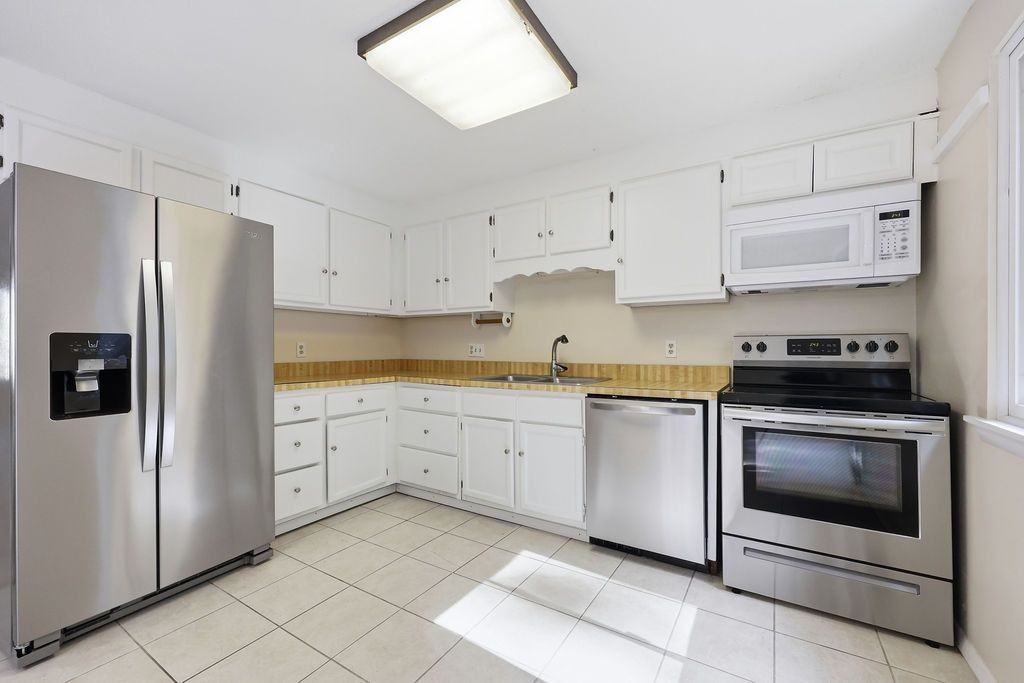 40 Conestoga Way - Photo 7 of 34