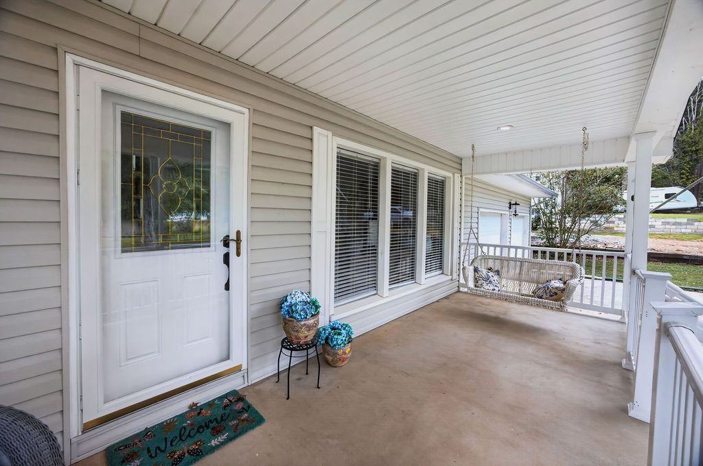 208 Incline St - Photo 6 of 50