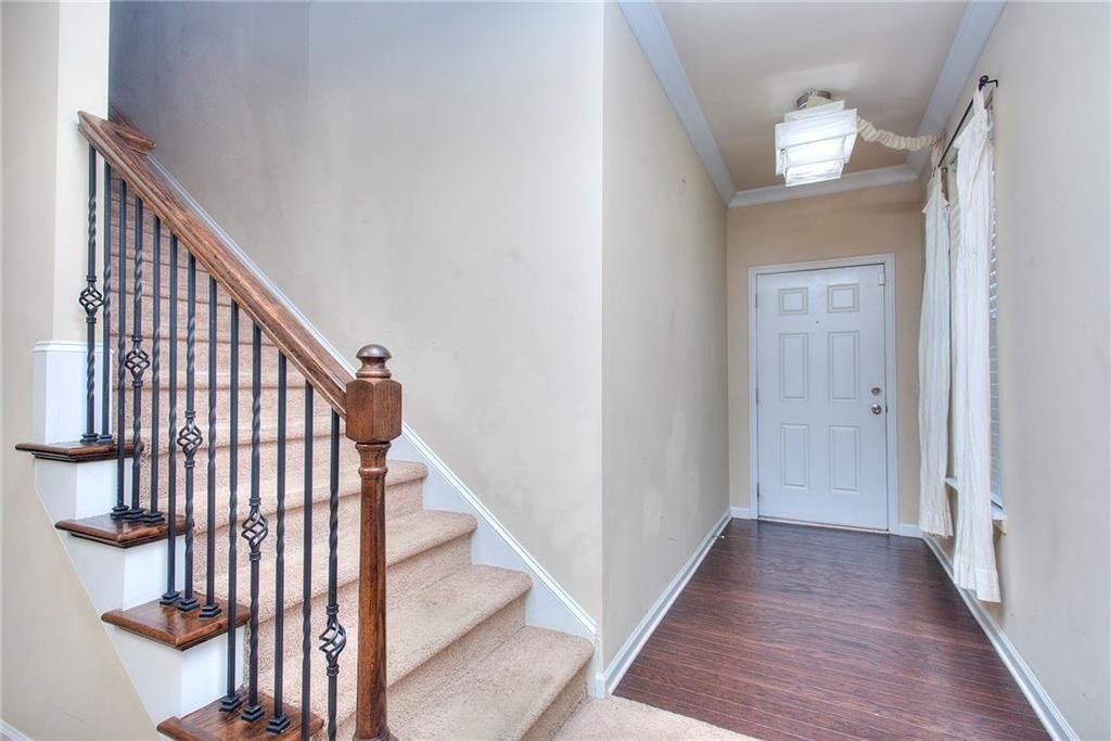 2241 Capella Cir Sw - Photo 6 of 37