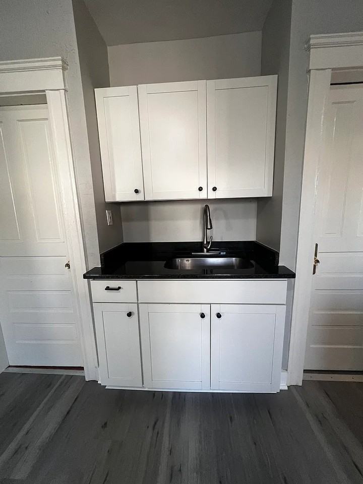 Vernon St #2 - Photo 4 of 13