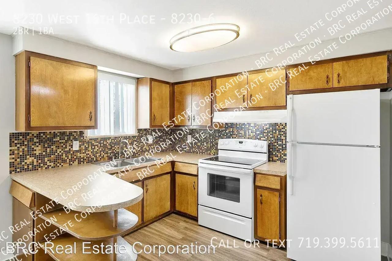 COTTONWOOD APARTMENTS - Photo 7 of 15