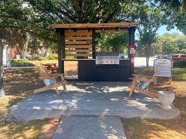 featured image of 800 Gunn Rd