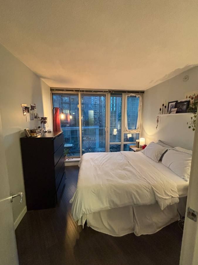 233 Robson Street #1107 - Photo 4 of 16