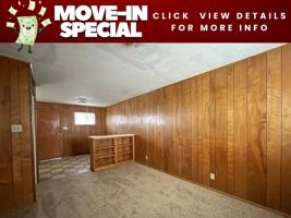 featured image of 805 W Hallmark Ave