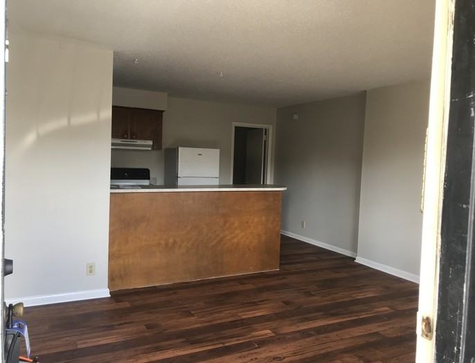 115 N Fillmore St - Photo 2 of 8