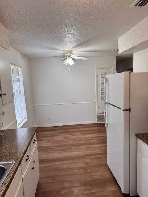 314 Bramble Dr - Photo 3 of 15