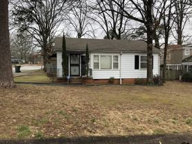 823 N Pierce St - Photo 1 of 1