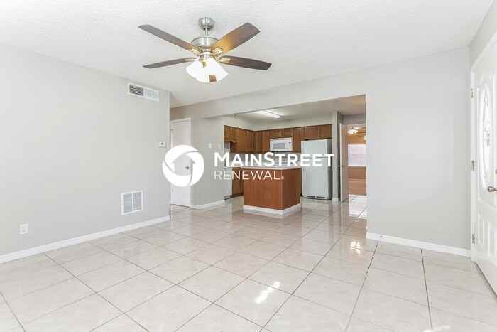 10312 Olcot St - Photo 5 of 16