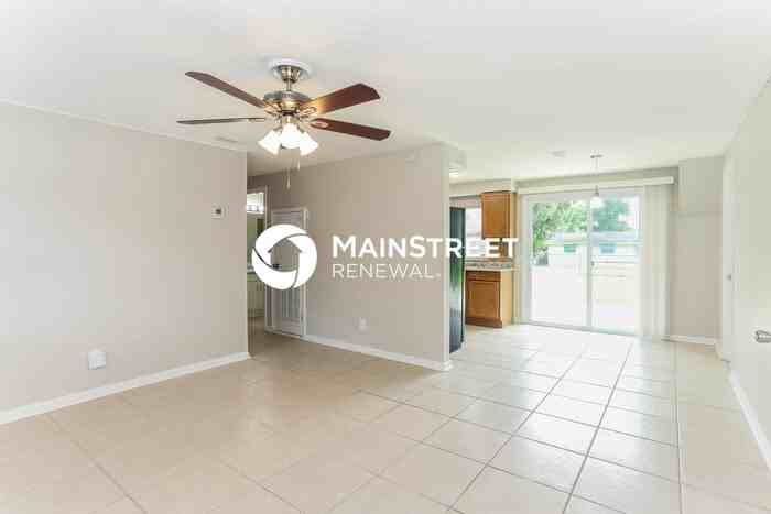 358 Sonora Dr - Photo 3 of 16