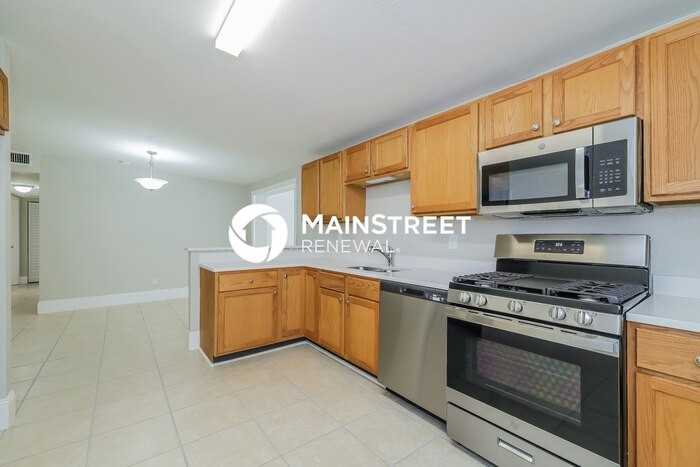 2129 Greenway Dr - Photo 6 of 16