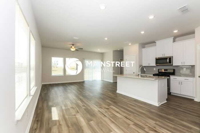270 Grayson Trl - Photo 4 of 17