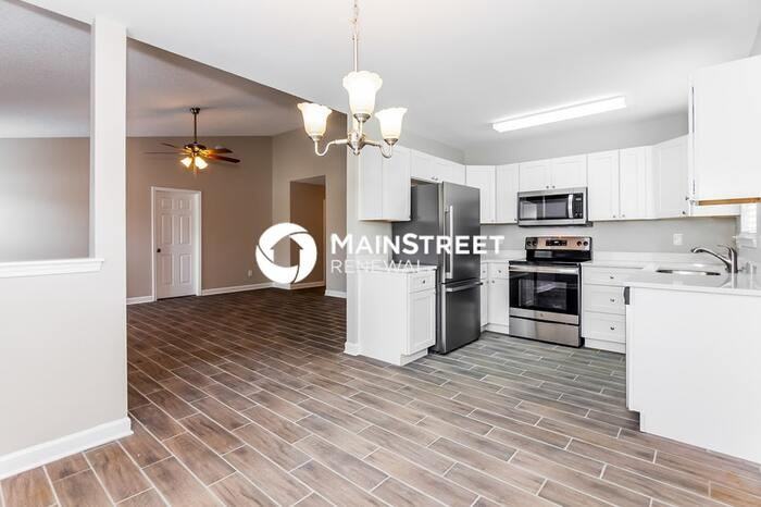 10447 Wilson Glen Dr - Photo 7 of 16
