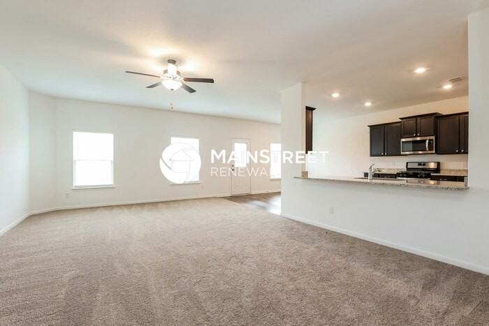 826 Shady Brk - Photo 2 of 17
