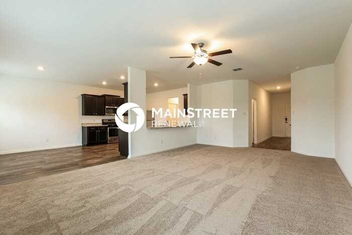 826 Shady Brk - Photo 3 of 17