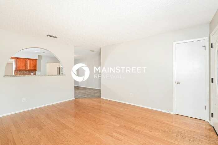 436 Pomona Dr - Photo 4 of 16