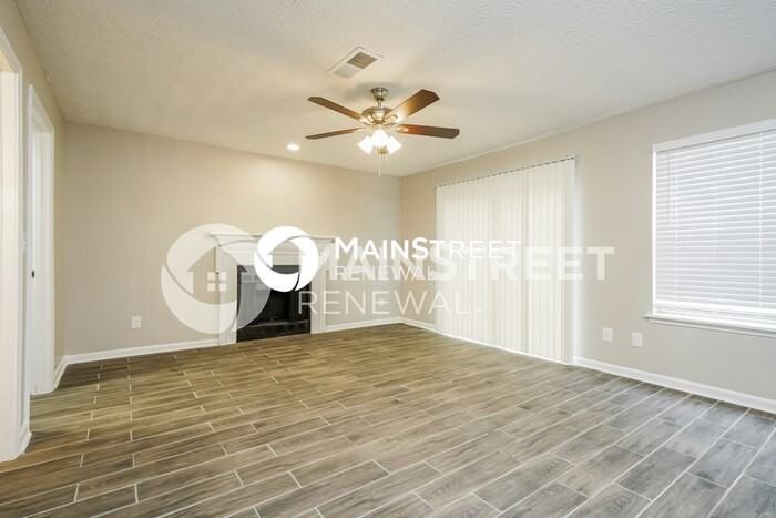 5450 Forest Downs Cir - Photo 5 of 17