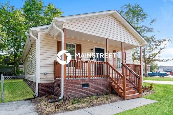 1007 W Anderson St - Photo 2 of 16