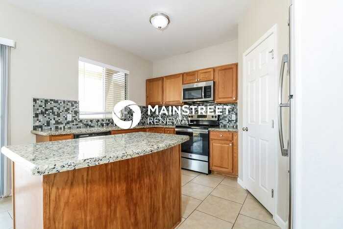 12168 W Yuma St - Photo 6 of 16