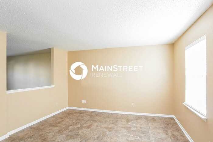 8259 S Shady Trail Dr - Photo 5 of 17