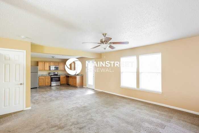 8259 S Shady Trail Dr - Photo 7 of 17