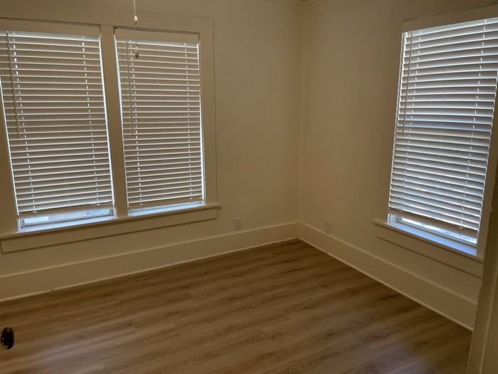 612 S Oak St - Photo 6 of 9