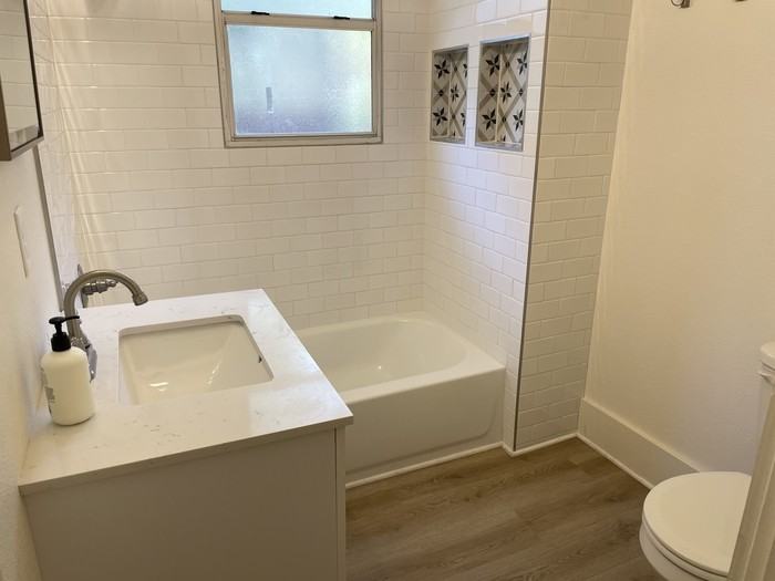 612 S Oak St - Photo 7 of 9