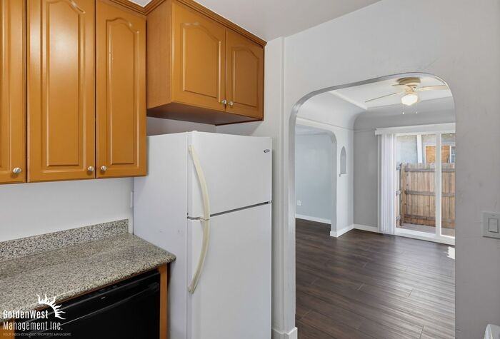 4244 Wilson Ave - Photo 7 of 21
