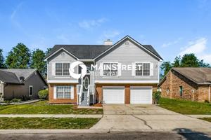 featured image of 11438 Blossom Ridge Dr