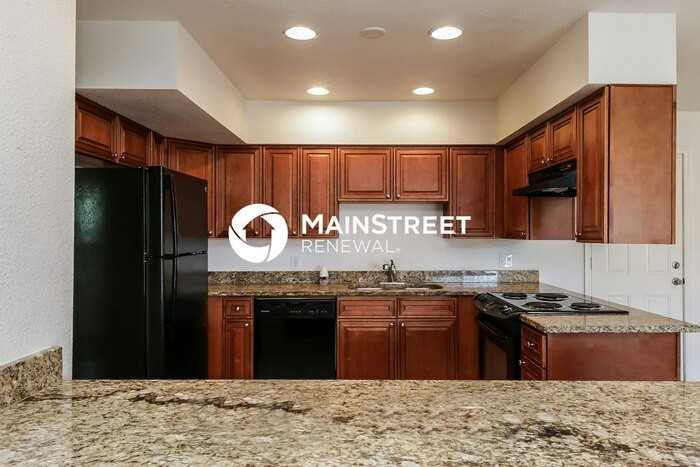 4725 W Crittenden Ln - Photo 7 of 16