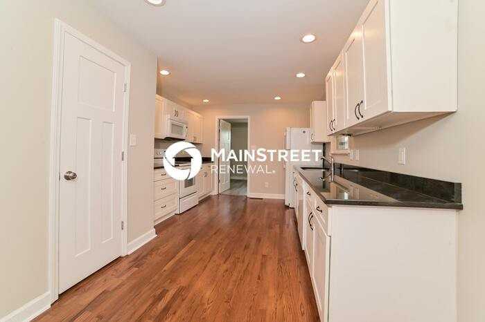 411 Luther Jackson Dr - Photo 7 of 16