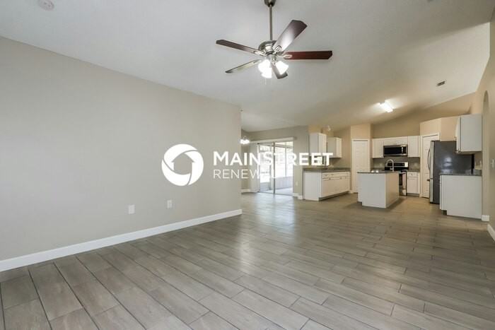 3850 Sleepy Hill Oaks Loop - Photo 4 of 16