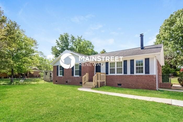 3025 Brandywine Ct - Photo 3 of 16