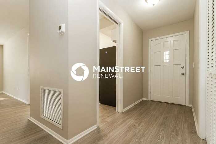 2154 17th Ter Sw - Photo 3 of 16