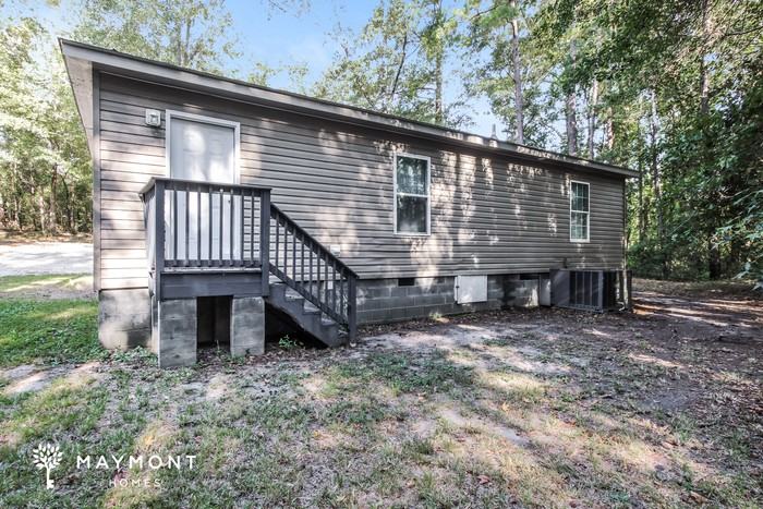 4044 Conners St - Photo 4 of 13