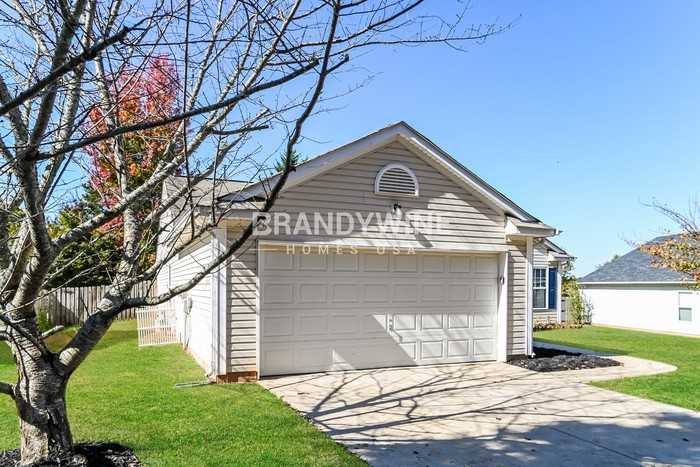 12819 Old Iron Ln - Photo 3 of 20