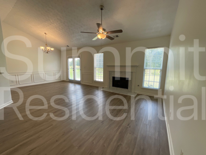 197 Summit View Dr - Photo 3 of 24