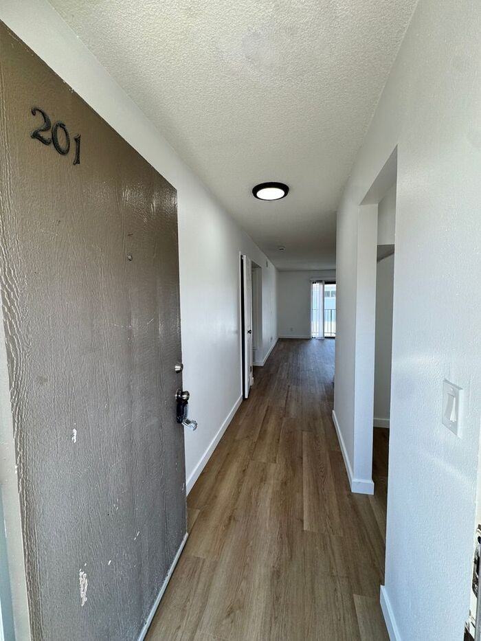 1999 Maple Ave #201 - Photo 2 of 11