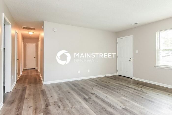 803 Melanie St - Photo 3 of 15