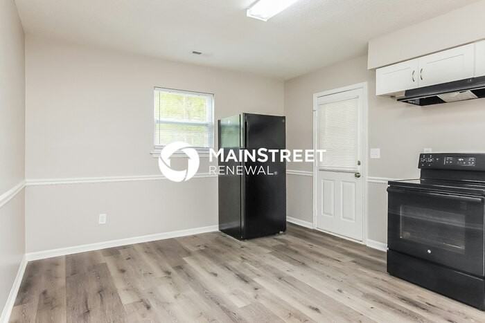 803 Melanie St - Photo 6 of 15