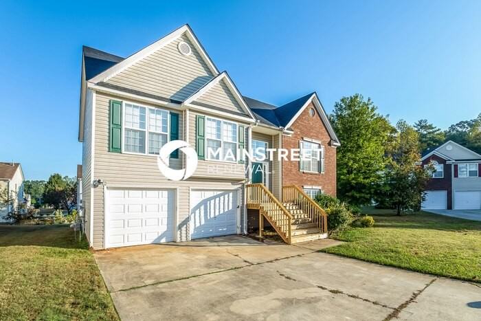 2844 Amerson Trl - Photo 2 of 15