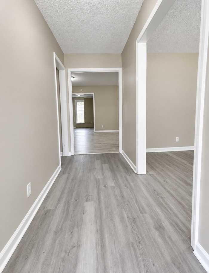 303 Meadowood Ave - Photo 2 of 16