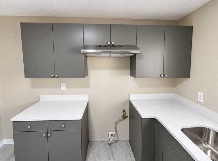 288 Loraine Rd - Photo 6 of 14