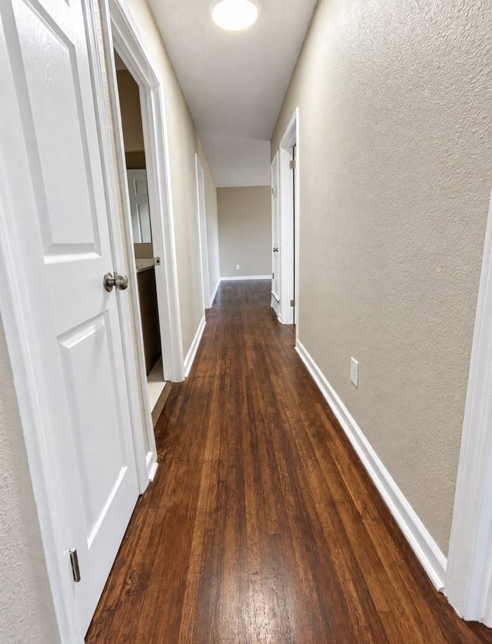 288 Loraine Rd - Photo 7 of 14