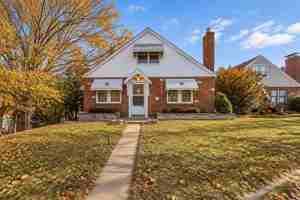 featured image of 8540 Kathleen Ave