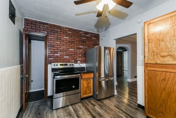 8540 Kathleen Ave - Photo 5 of 15