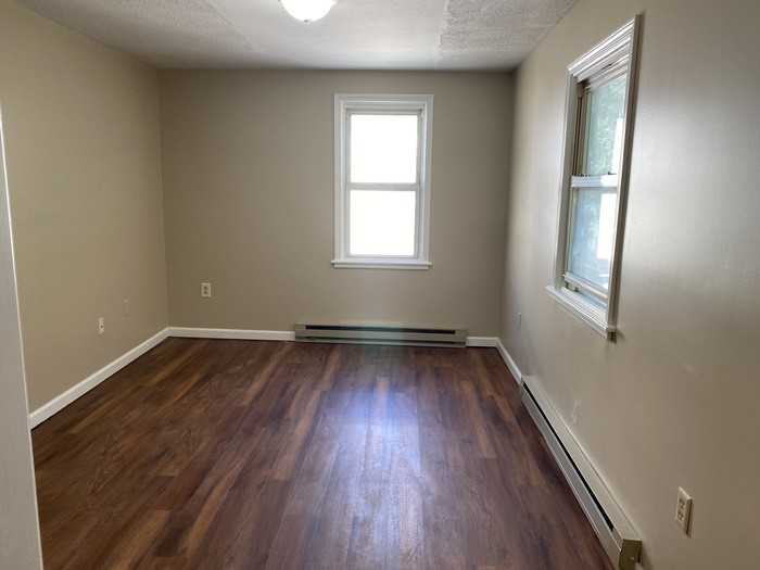 241 Winslow St #2C - Photo 3 of 13